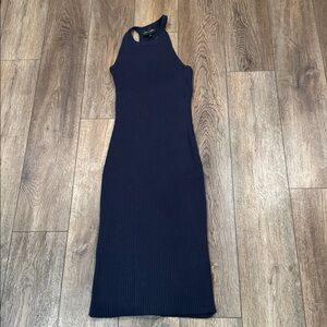 LINE & DOT: LORI ASYMMETRICAL RIBBED MIDI DRESS WITH BACK CURVED DETAIL